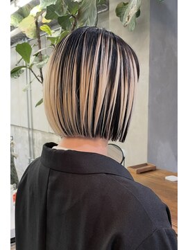 ザ デイ(THE DAY) ハイライト/アンブレラカラー/ボブ