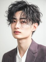 カットもパーマもイケメンパラダイス Men's天王寺 大人Men's無造作センターパートパーマ風