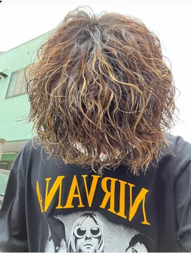 お洒落メンズデザインパーマ