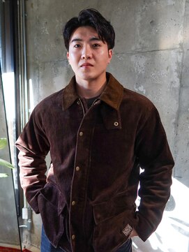 オルカ(ORCA) メンズヘア/メンズカット/センターパート/新宿【深江】