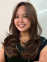 ヨロ 小岩(YOLO) ハイライトレイヤーカットダブルカラーイルミナカラー縮毛矯正