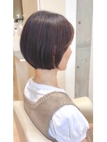 チル アウト ヘア ロジック(chill out hair Logic)&nbsp;首元が綺麗に見えるグラデーションボブ