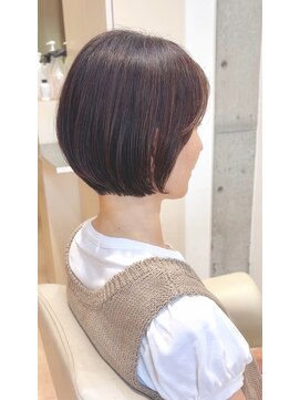 チル アウト ヘア ロジック(chill out hair Logic) 首元が綺麗に見えるグラデーションボブ
