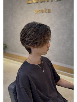 ルアナオオサカ(Luana osaka) 長めニュアンスセンターパート