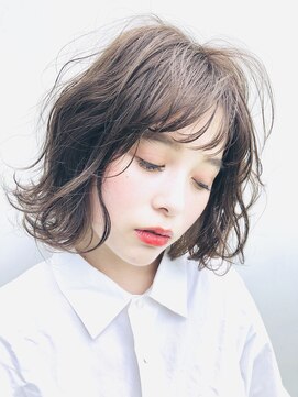 ランプ ヘアー(lamp hair) 【モテ髪】ほつれウェーブボブ