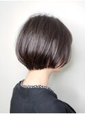シンプルツヤ感ショートボブ