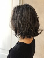 レヴィーヘアー(Revie hair) ハイライト×ショート