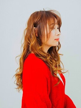 カラーサロンビスカリア 相模原エリア 淵野辺駅店(Color salon Biscaria) カーリーウェーブロング