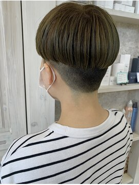 キャアリー(Caary) 福山市美容室Caary 個性派 刈り上げマッシュ