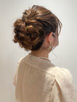 後れ毛三つ編み込みシニヨン結婚式二次会ヘアアレンジアップ☆