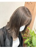 グレージュ系カラー