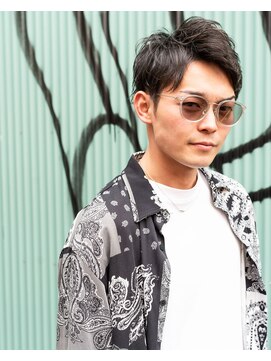 スリーナイン(999) 流し目アップバングショート