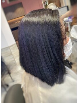 リーオオサカ(Lee Osaka) 【3Dカラー】前下がりボブ×バイオレット/新出奈津樹