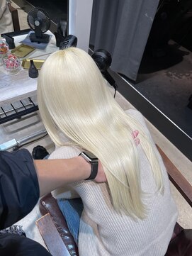 ロイス 神宮前(ROIS) 透明感ベージュカラー/ダブルカラー/ケアブリーチ[表参道駅]