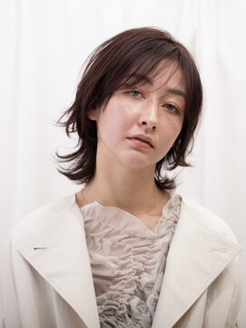 ピークアブー アヴェダ アトレ恵比寿(PEEK-A-BOO AVEDA) ミディアムレイヤーくびれあるナチュラルウルフスタイル