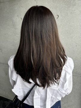 ヴォロ 佐賀(VoLo) ウェットヘア/オリーブベージュ/レイヤーカット/前髪