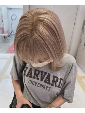 ホープ(hope) ホワイトベージュ【大阪｜Yu-ki】