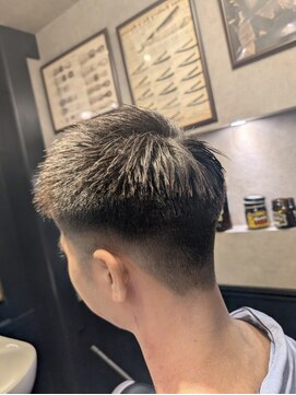 ブロートーキョーバーバーショップ 神田店(Bro Tokyo BARBERSHOP) 【神田】メンズフェードビジネススタイル