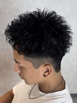 エデアンルクラ 下通(EDEAN Leclat)&nbsp;熊本 スパイキーショート パーマ 短髪 アップバング MEN'S HAIR
