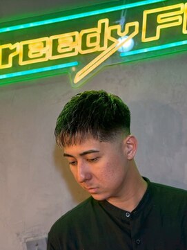 グリーディーフォックス 代々木(Greedy FOX) 波巻き/ハイライト/マッシュパーマ/ウルフ[シェービング]