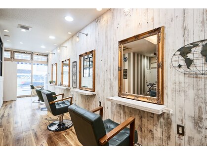 アーサス ヘアー デザイン 鎌ヶ谷店(Ursus hair Design by HEADLIGHT)の写真
