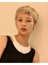 ユイツ&nbsp;ベリーショート×ブロンド×ローライト
