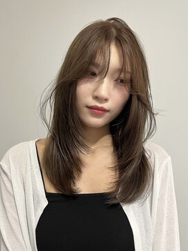 ヨーク(YOKE) ミディアムレイヤーフェイスレイヤー顔周りヘーゼルグレージュ