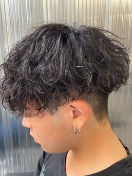 ゴールドシブヤ(GOALD SHIBUYA) 【リアルお客様スタイル】刈り上げ波巻きマッシュ