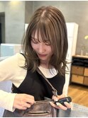 透明感オリーブベージュカラー 顔周りレイヤーカット/20代・30代