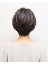 くらげ美容院 武蔵小杉&nbsp;後頭部ふんわりショート