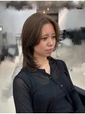 たっぷりレイヤーがかわいい！ミディアムレイヤーカット◎