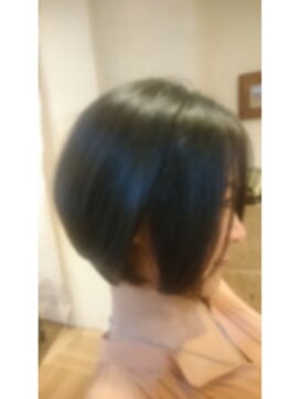 ヘアーミューズ リベロ(hair muse Livero) 【Livero】黒髪×ショートボブ