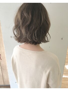 ロクス(Locus) 【モノトーンベージュ】