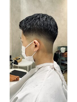 ルーム(.room.) フェードカット