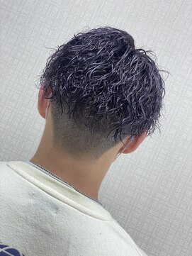 グランデ(grande) ハイトーン/ラベンダーアッシュ/ツイストパーマ/メンズパーマ