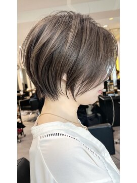 バンプ ギンザ(BUMP GINZA) 30代/40代/50代・絶壁解消×くびれショートボブ【浅野】