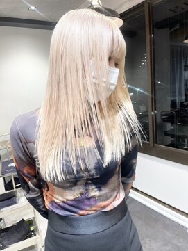 ツキ 横浜店(tuki) インナーカラーケアブリーチイヤリングカラーハイライトレイヤー