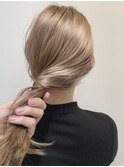 大人可愛い大人美人くすみカラーアッシュグレーベージュ