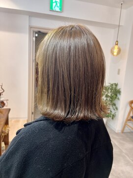 アンフレール シアーベージュ × 外ハネbob