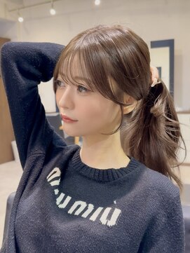 ビューネオ(VIEW NEO) ふわっと動くレイヤー/韓国ヘア/ロングヘア/顔まわり/谷町四丁目