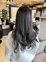 アンビ(ambi) バレイヤージュ