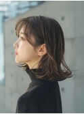 透け感ミディアムレイヤー