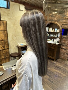 ヘアー クリエイト カルバリ(HAIR CREATE Calbari) アッシュグレー×アンブレラカラー