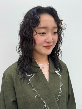 ミディアムヘア/スパイラルパーマ/レイヤーカット/松戸駅