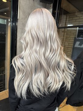 ラフ 難波店(LAFF) バレイヤージュ/シャドウルーツ/ハイライト/レイヤーカット