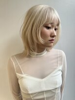 シーカ ニカイ(siika NIKAI) ホワイトブロンド