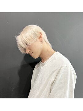 ワイツー 府中(YY) 垢抜けNo.１！　ホワイトベージュ