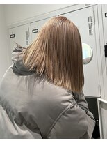 ユニークバイケンジ 町田(unique KENJE) 柔らかベージュ