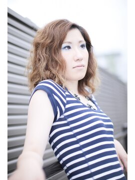 オーバーキャプテンネイキッド(OVER CAPTAIN NAKED) ストリート＊バングレスウェーブボブ