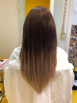 デュオヘアー エクステンションズ 新宿 柔らかグラーデーション風ロングスタイル♪♪♪